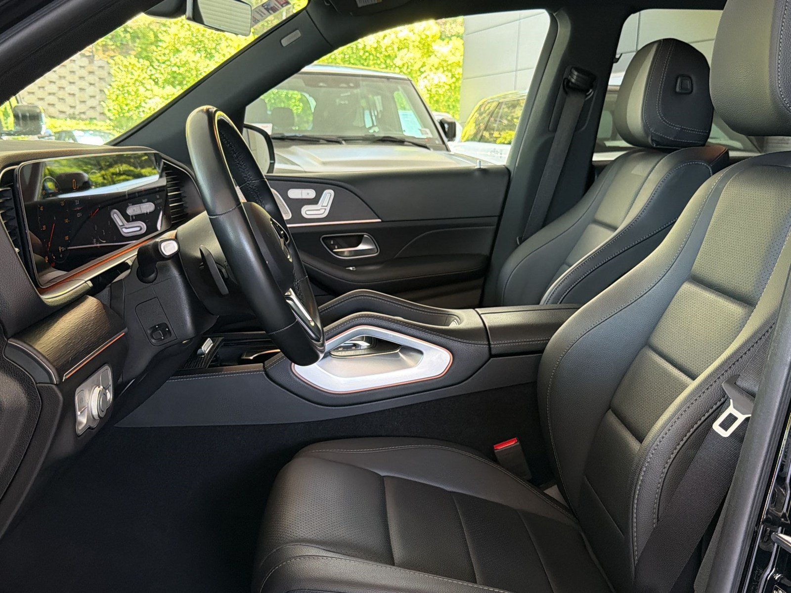 Used 2022 Mercedes-Benz GLE 350 4MATIC image 5