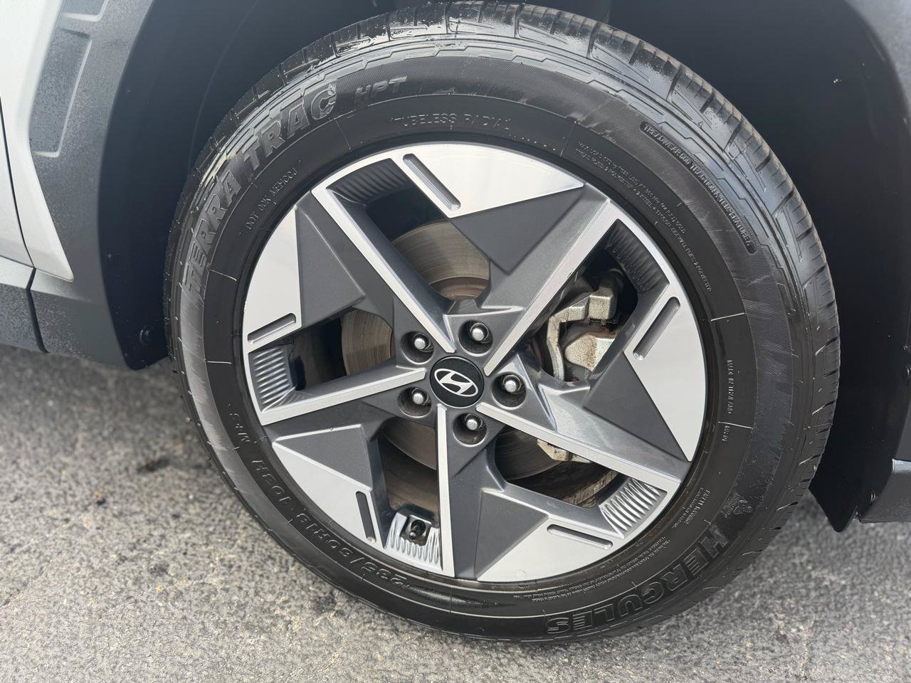 Used 2025 Hyundai Tucson SEL FWD image 9