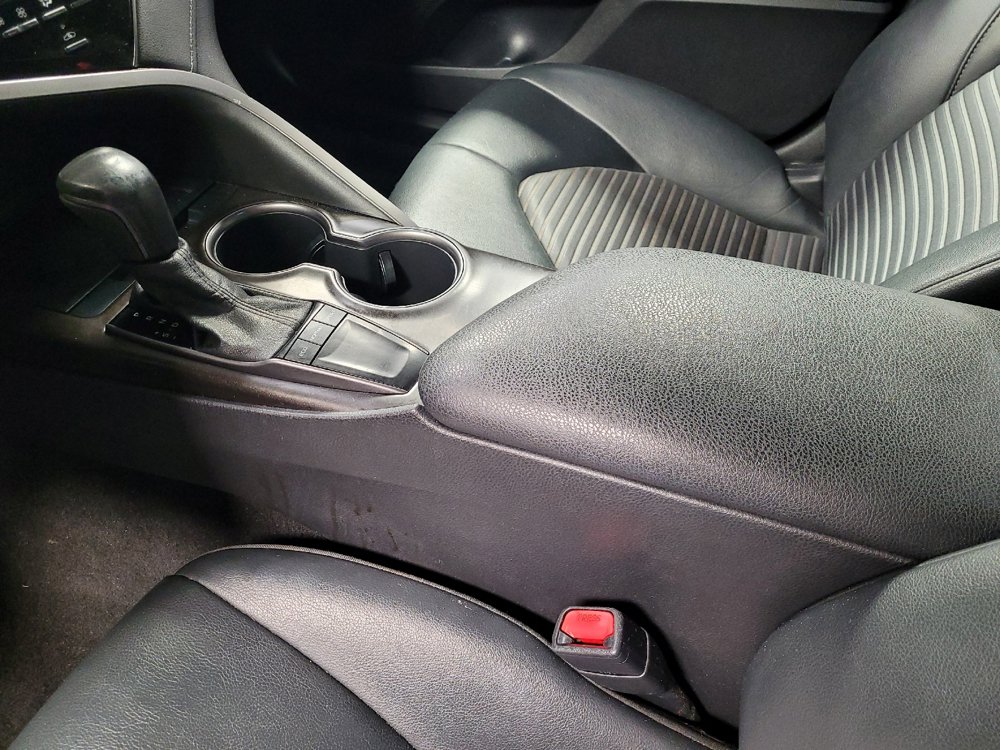 Used 2022 Toyota Camry SE FWD image 26