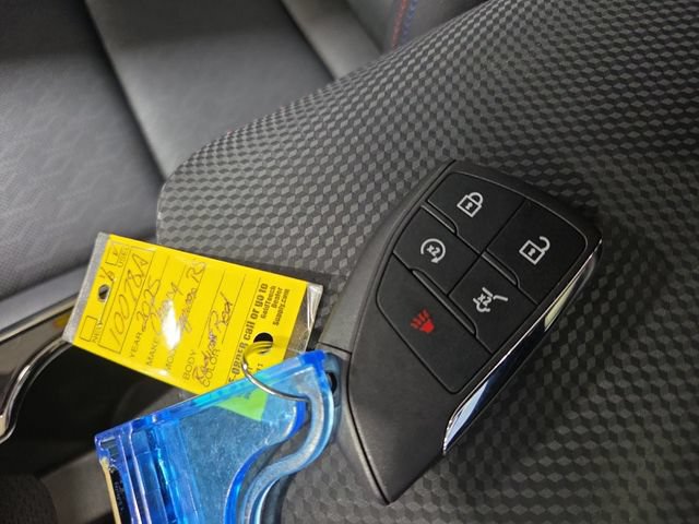 Used 2025 Chevrolet Equinox RS w/ Safety and Technology Package AWD/4WD image 44