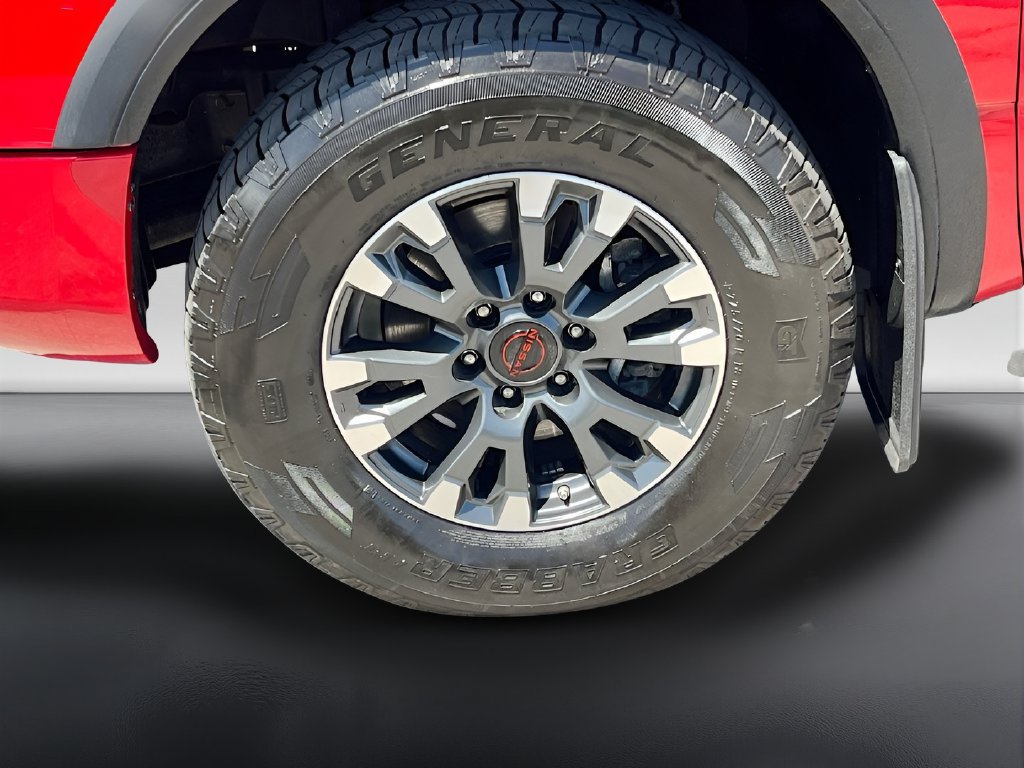 Used 2024 Nissan Titan PRO-4X w/ Pro-4x Convenience Package AWD/4WD image 31