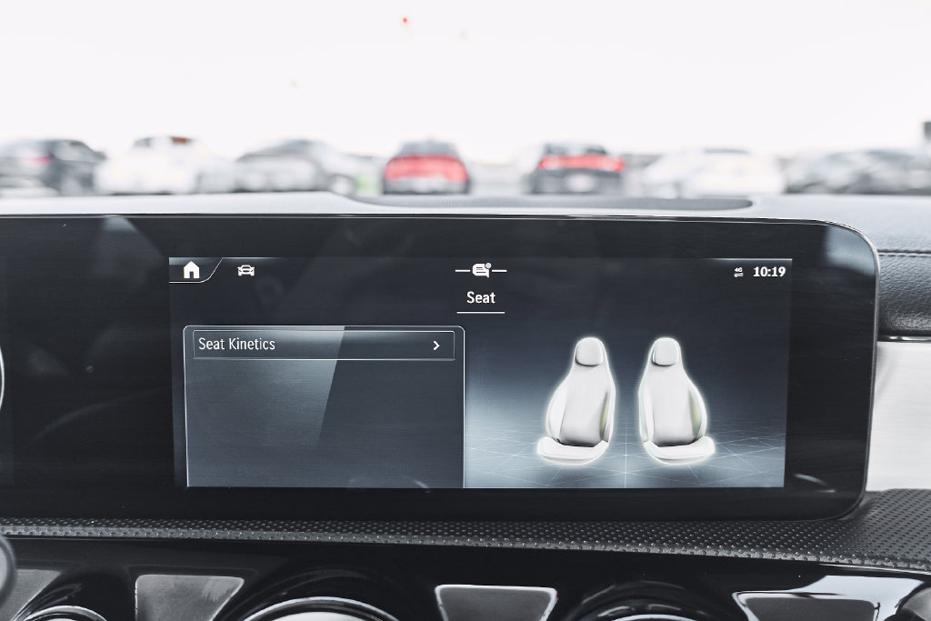 Used 2025 Mercedes-Benz CLA 250 4MATIC image 48