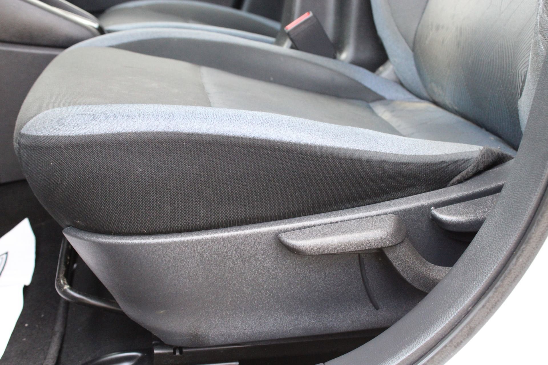Used 2023 Nissan Versa SV w/ Trunk Package FWD image 13