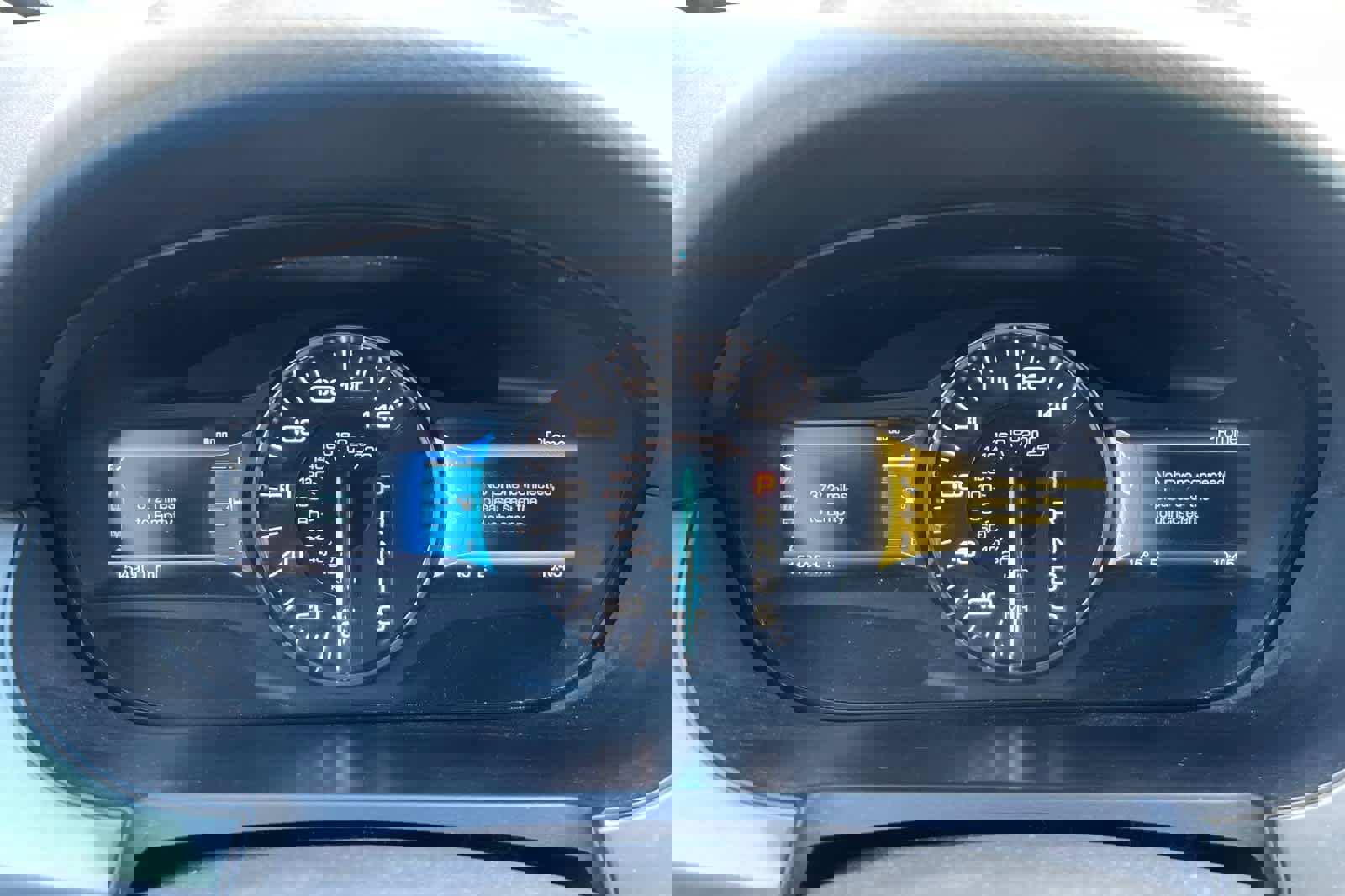 Used 2013 Ford Edge Sport w/ Driver Entry Pkg AWD/4WD image 12