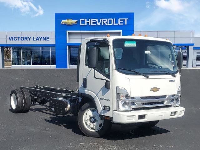 New 2024 Chevrolet Low Cab Forward 5500XD RWD image 1