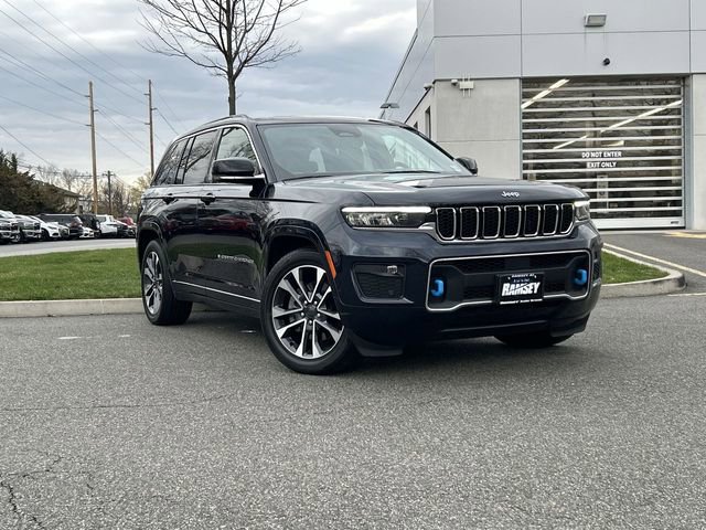 Used 2023 Jeep Grand Cherokee Overland w/ Luxury Tech Group IV image 1