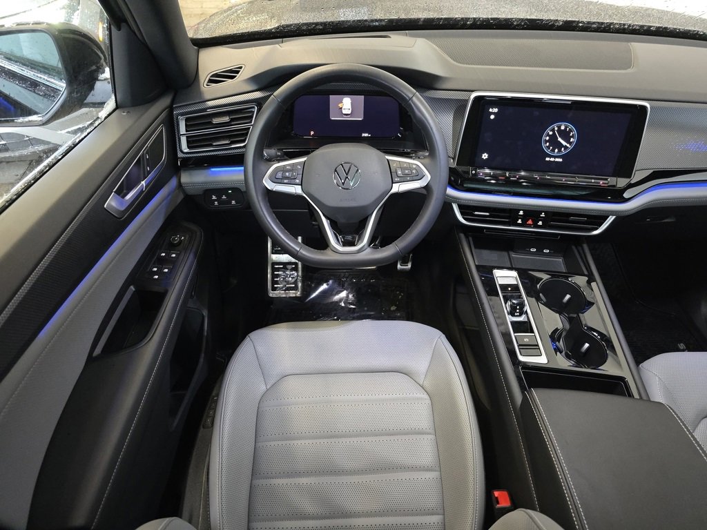 New 2024 Volkswagen Atlas Cross Sport SEL R-Line image 14