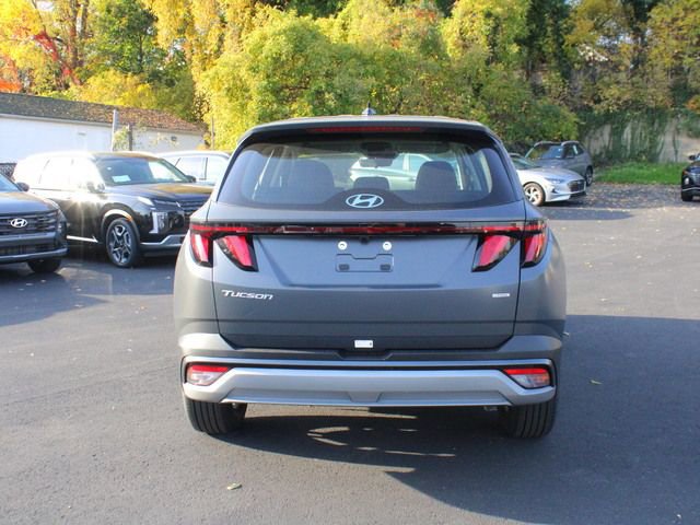 Used 2025 Hyundai Tucson SE AWD/4WD image 6