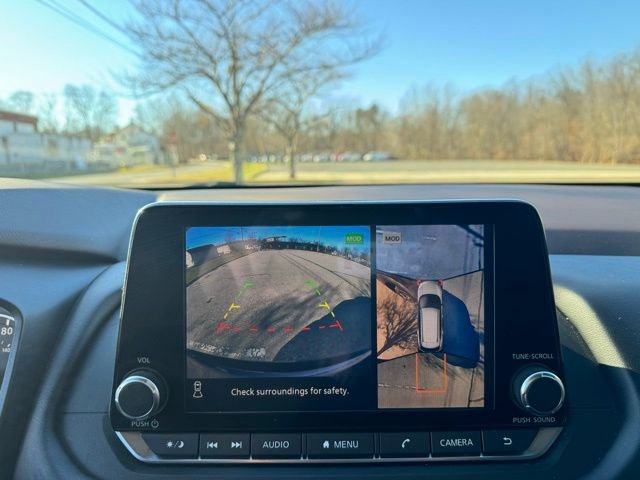 Used 2022 Nissan Rogue SL FWD image 22