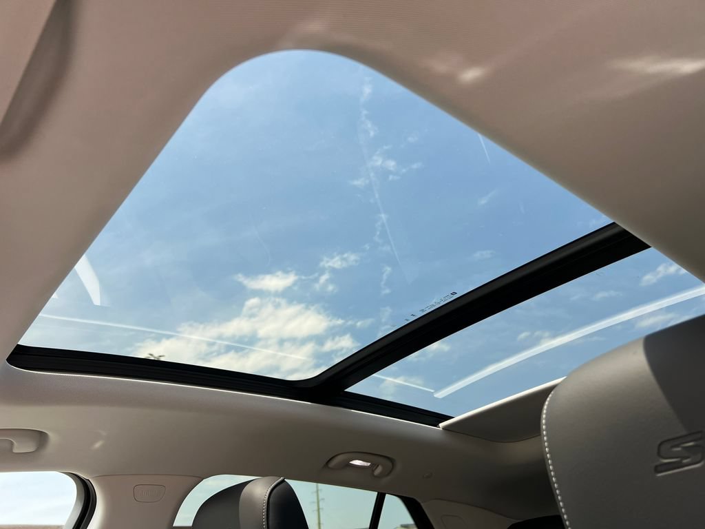 New 2026 Buick Envision Sport Touring AWD/4WD image 7