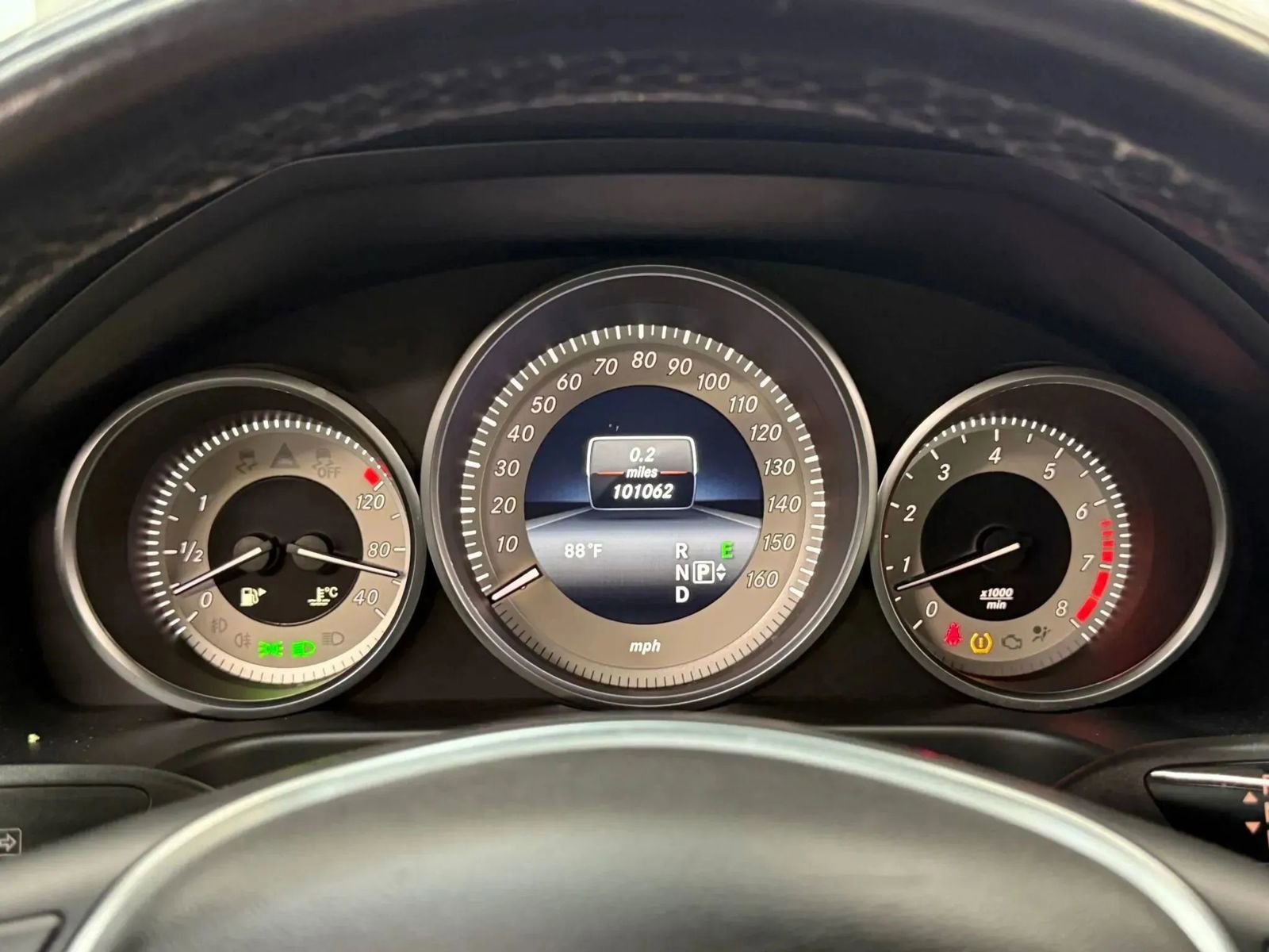 Used 2016 Mercedes-Benz E 350 Sedan w/ Premium Package image 29