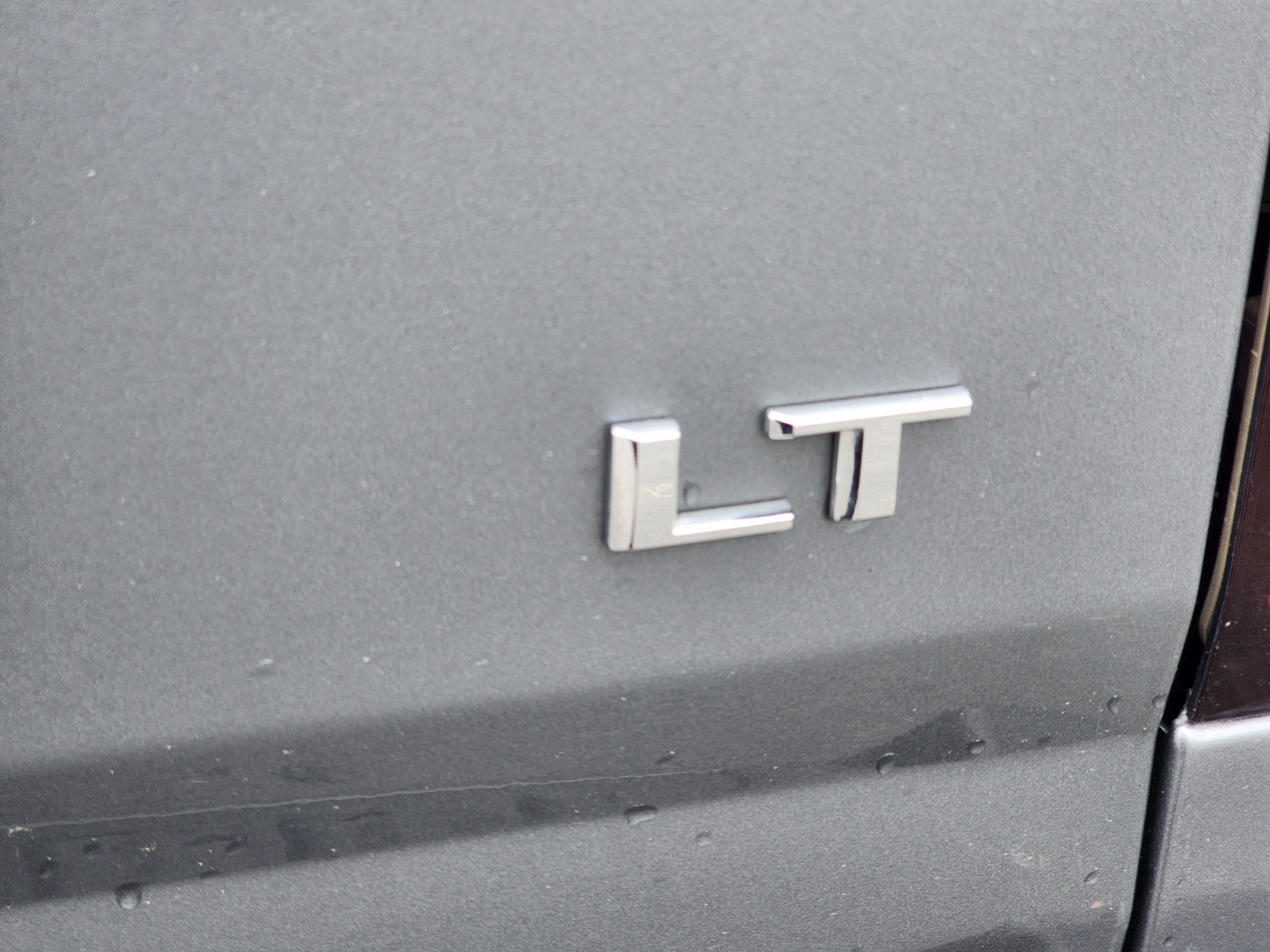 Used 2022 Chevrolet Colorado LT w/ LT Convenience Package image 12