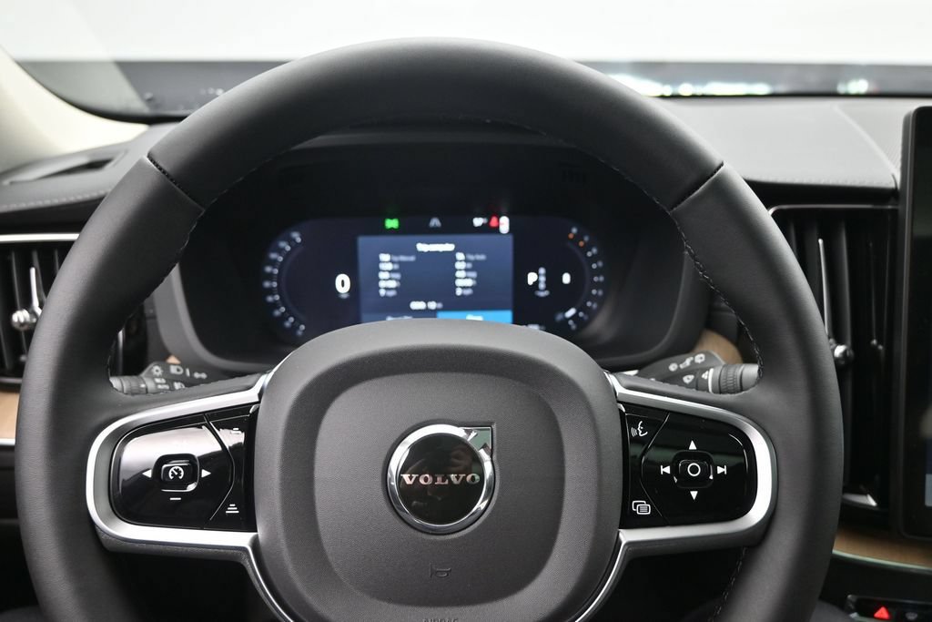 New 2026 Volvo XC60 B5 Ultra w/ Climate Package AWD/4WD image 10