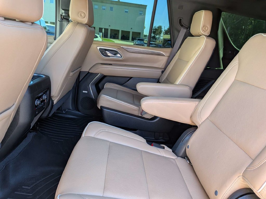 Certified 2021 Chevrolet Tahoe Premier w/ Premium Package RWD image 20