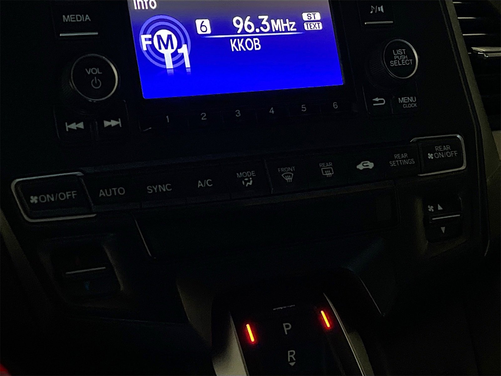 Used 2020 Honda Odyssey LX image 15