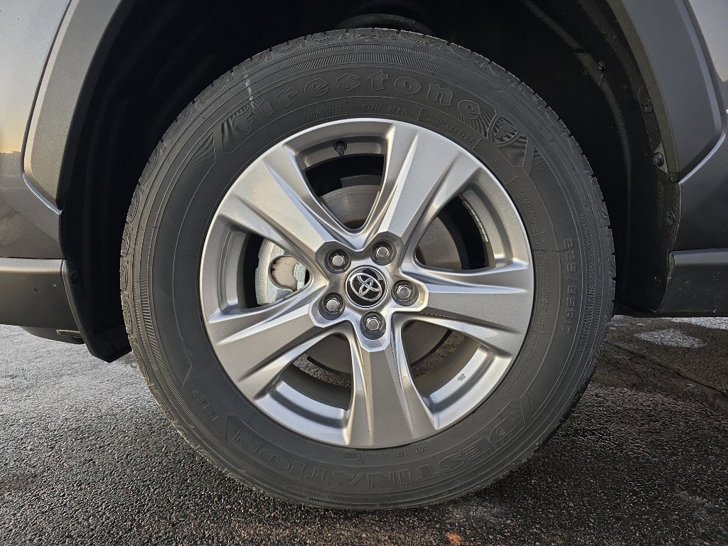 Used 2025 Toyota RAV4 LE image 26