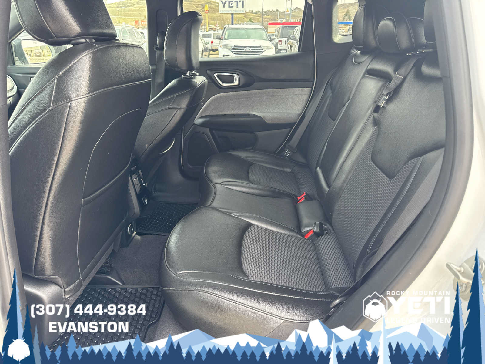 Used 2024 Jeep Compass Latitude AWD/4WD image 20