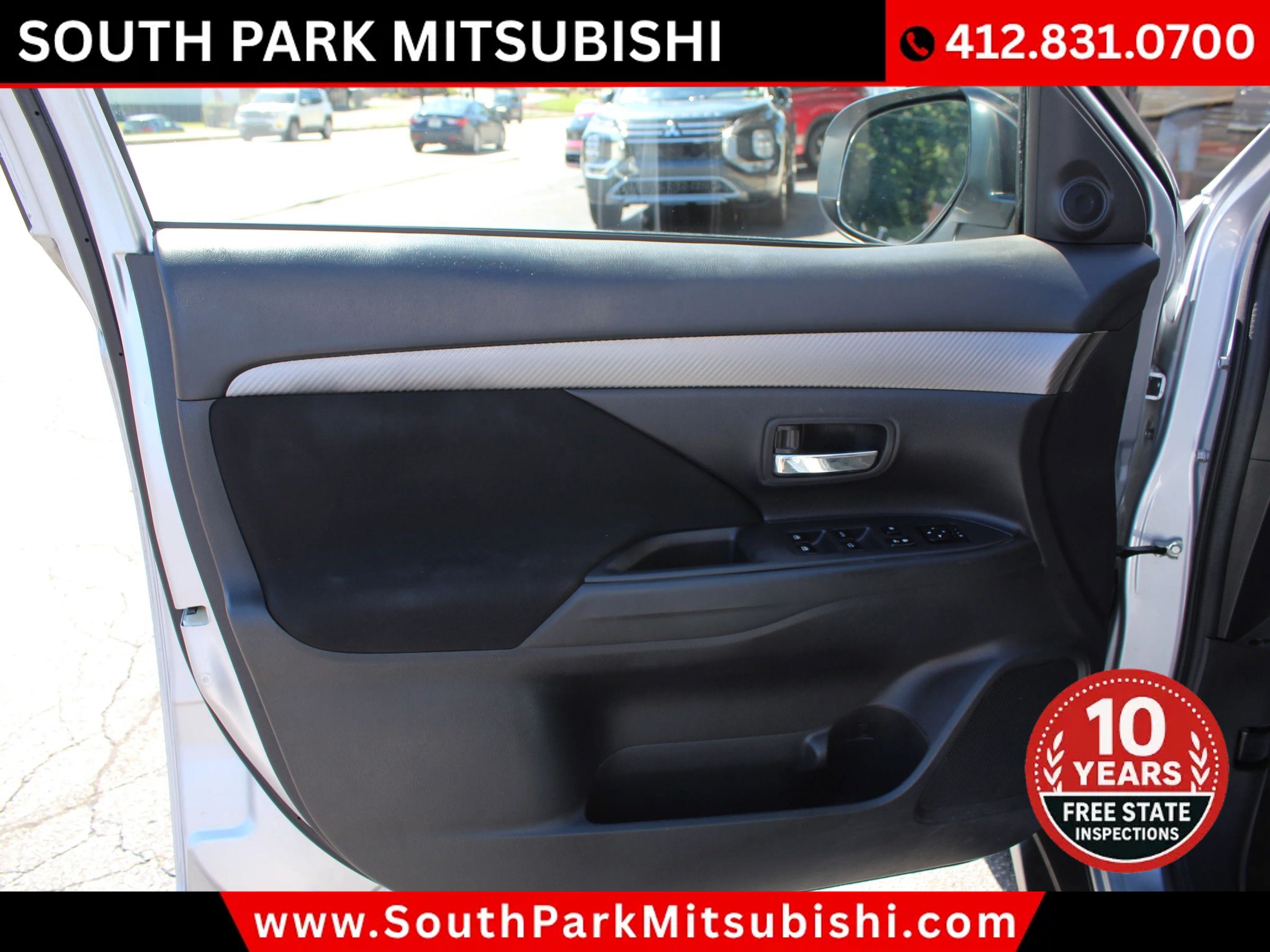 Used 2016 Mitsubishi Outlander SE AWD/4WD image 13