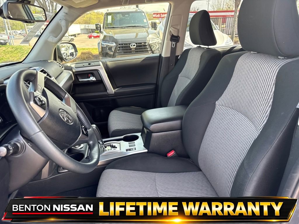 Used 2024 Toyota 4Runner SR5 AWD/4WD image 10