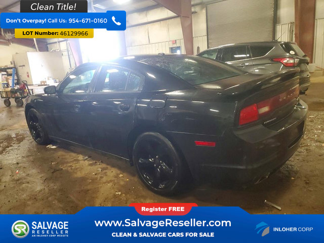 Used 2011 Dodge Charger R/T RWD image 3