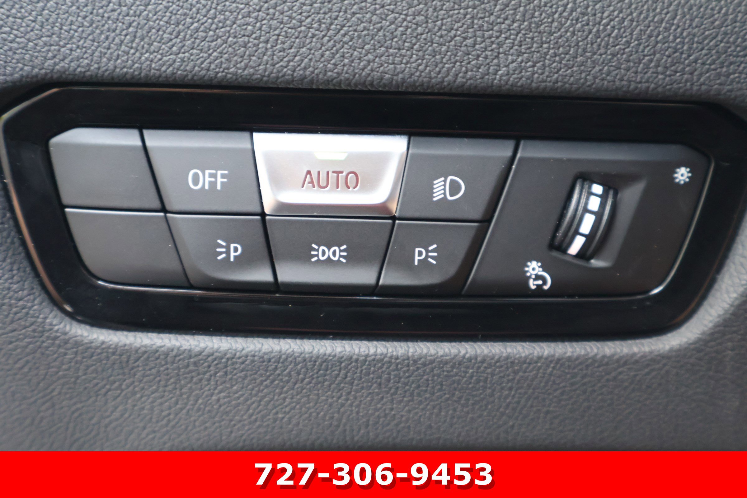 Used 2025 BMW 430i Convertible w/ M Sport Package image 21