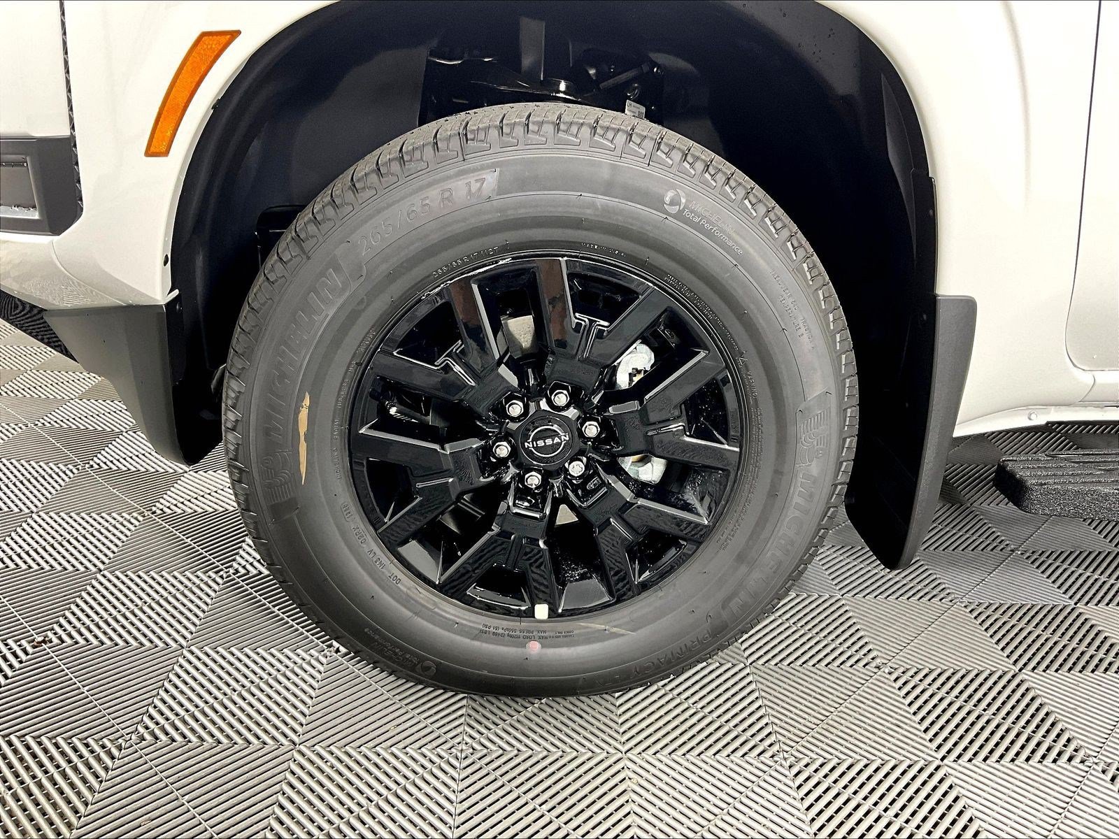 New 2026 Nissan Frontier SV w/ SV Convenience Package AWD/4WD image 23