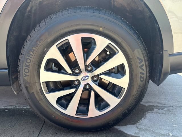 Used 2020 Subaru Outback Premium AWD/4WD image 9