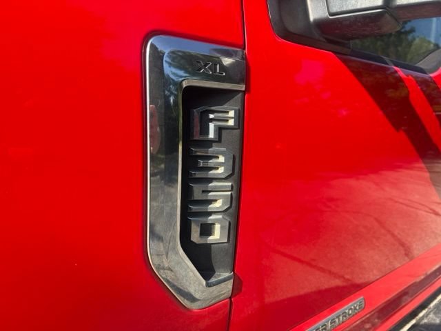 Used 2019 Ford F350 XL w/ Power Equipment Group AWD/4WD image 8