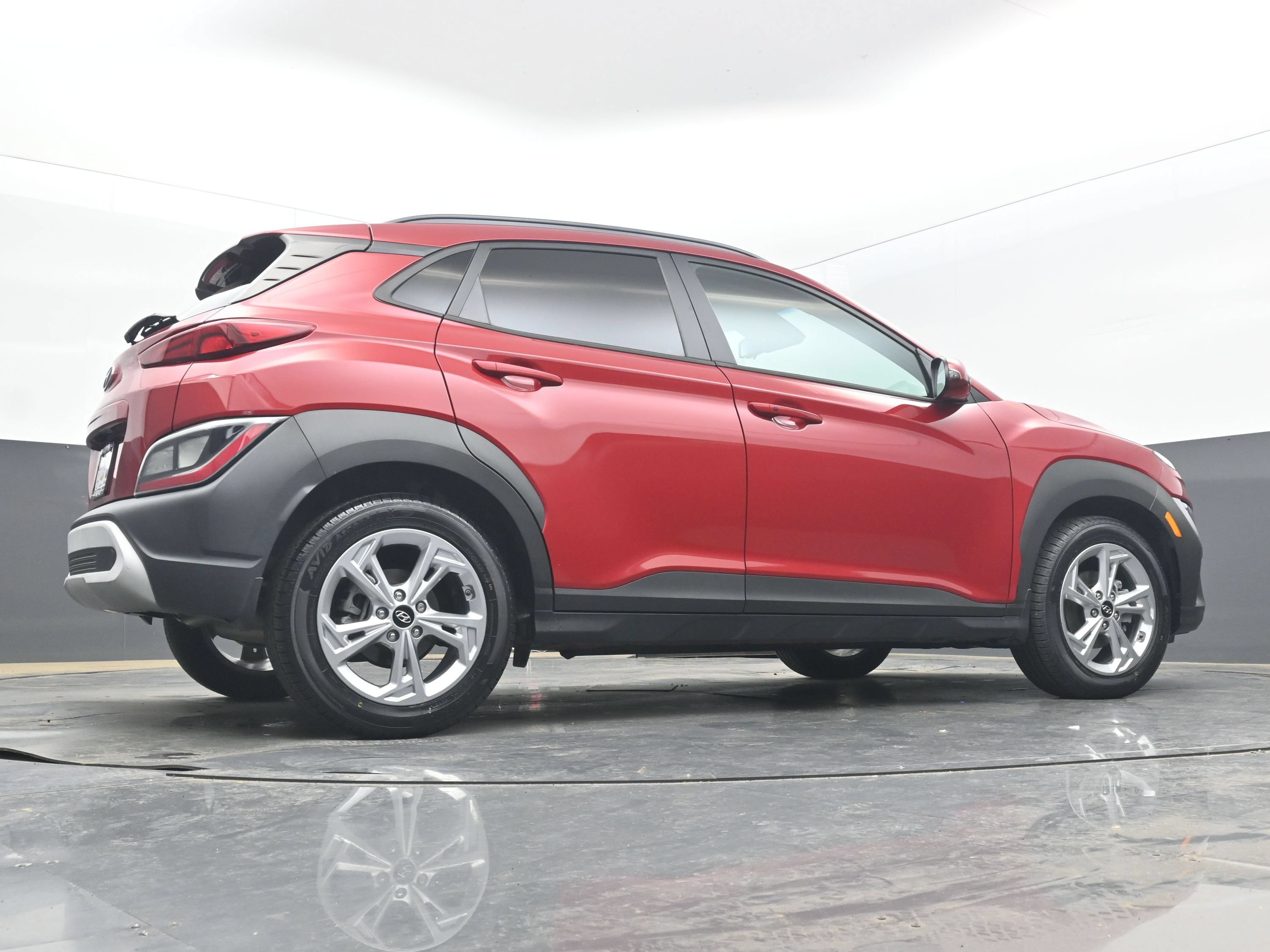 Used 2022 Hyundai Kona SEL w/ Cargo Package FWD image 30