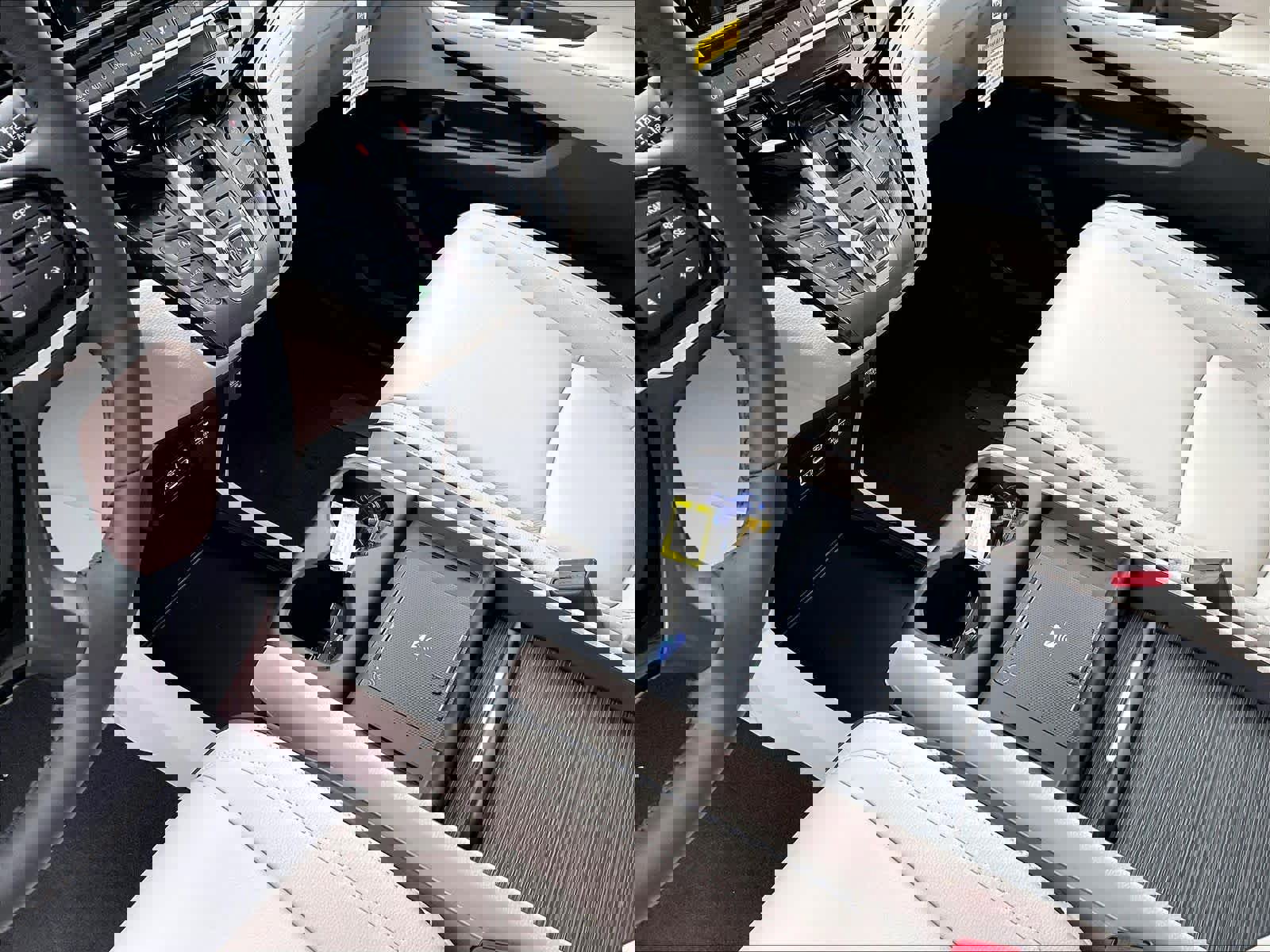 New 2026 Honda Odyssey Touring image 14