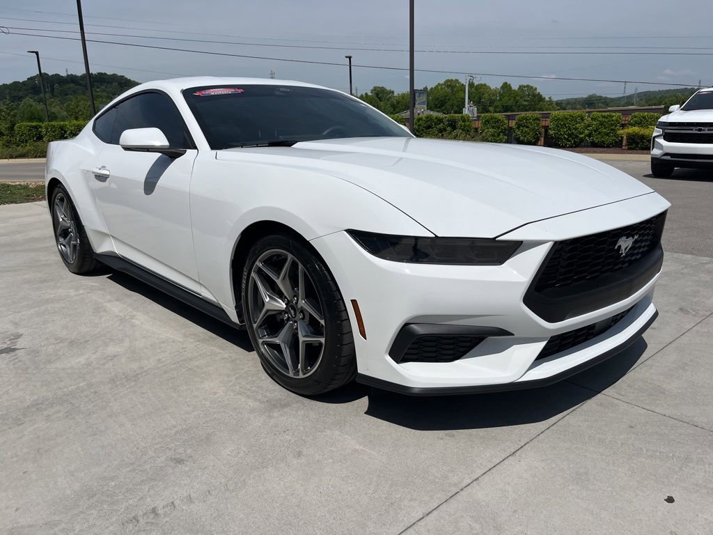 Used 2025 Ford Mustang Coupe RWD image 21