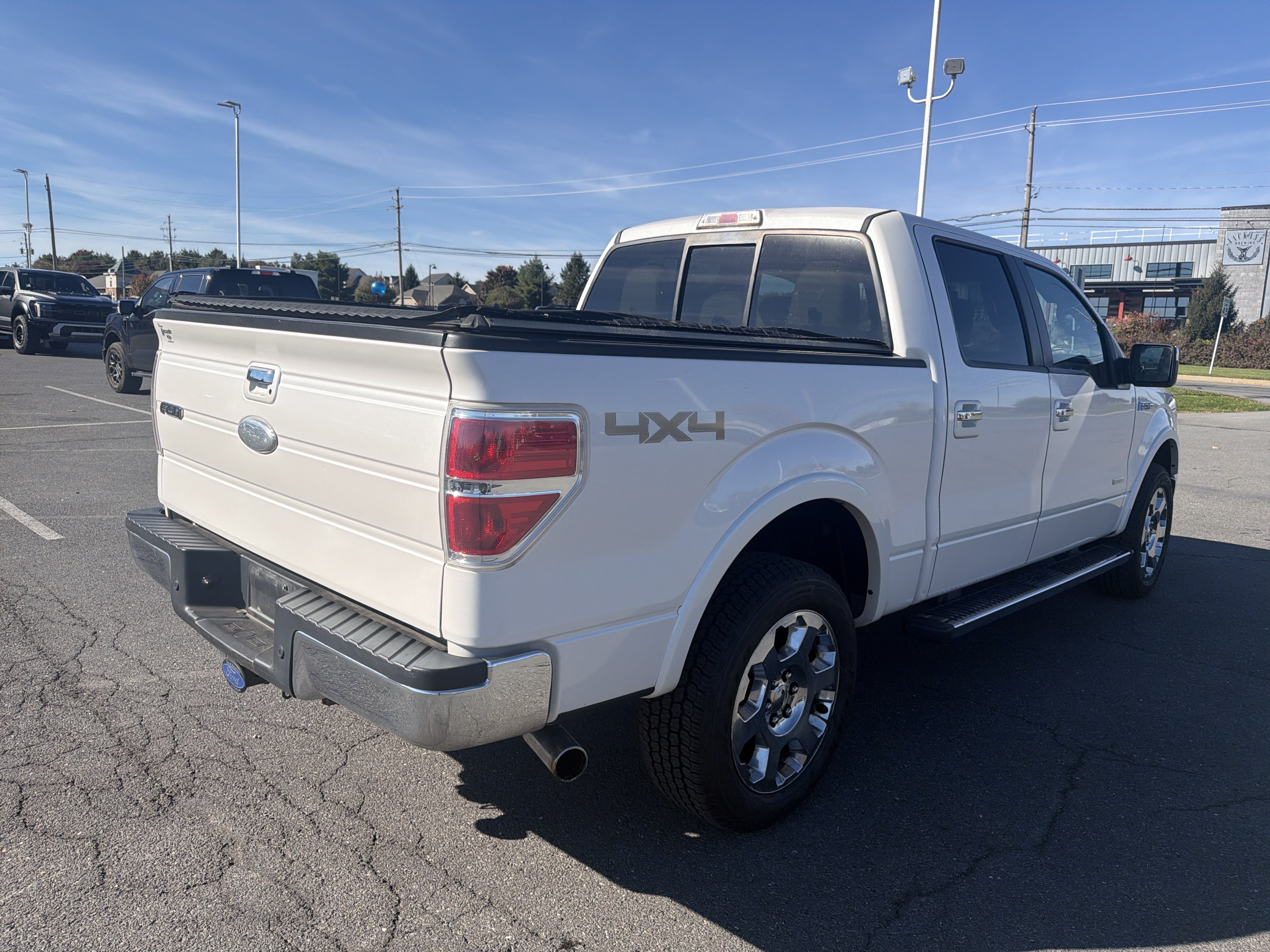Used 2011 Ford F150 Lariat w/ Lariat Chrome Pkg AWD/4WD image 3