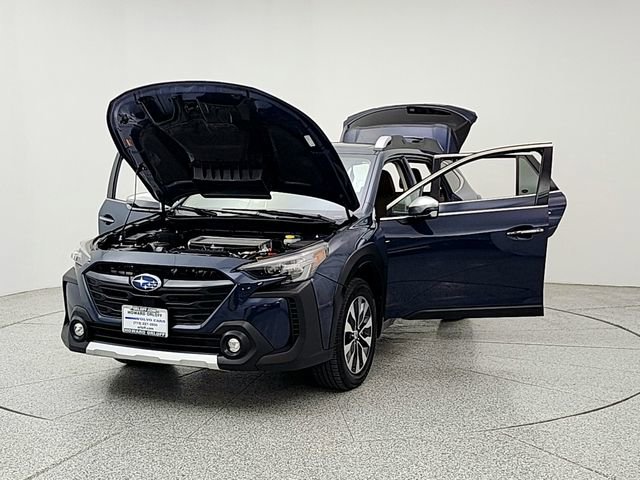 Used 2023 Subaru Outback Touring XT AWD/4WD image 9