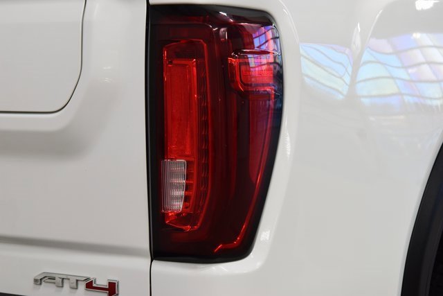 Used 2022 GMC Sierra 2500 AT4 w/ Gooseneck/5TH Wheel Package image 22