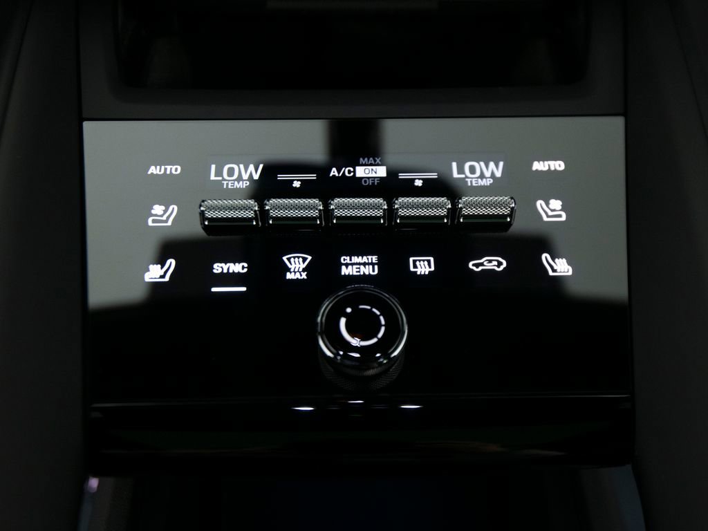 New 2026 Porsche Macan 4 Electric image 27