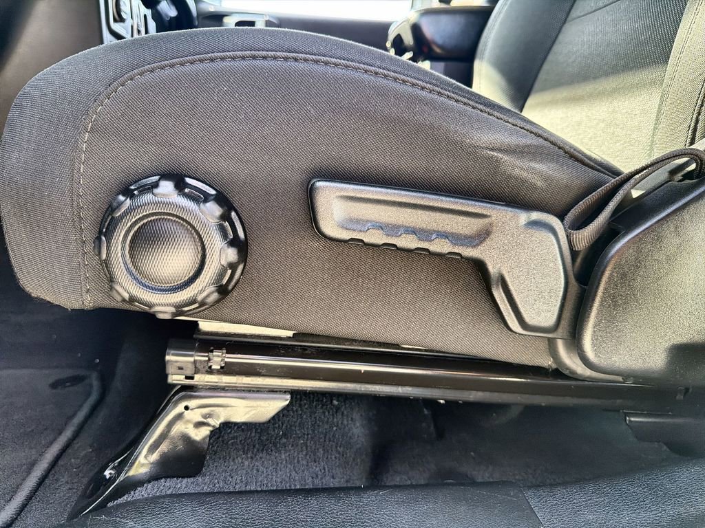 Used 2018 Jeep Wrangler Unlimited Sport S image 14