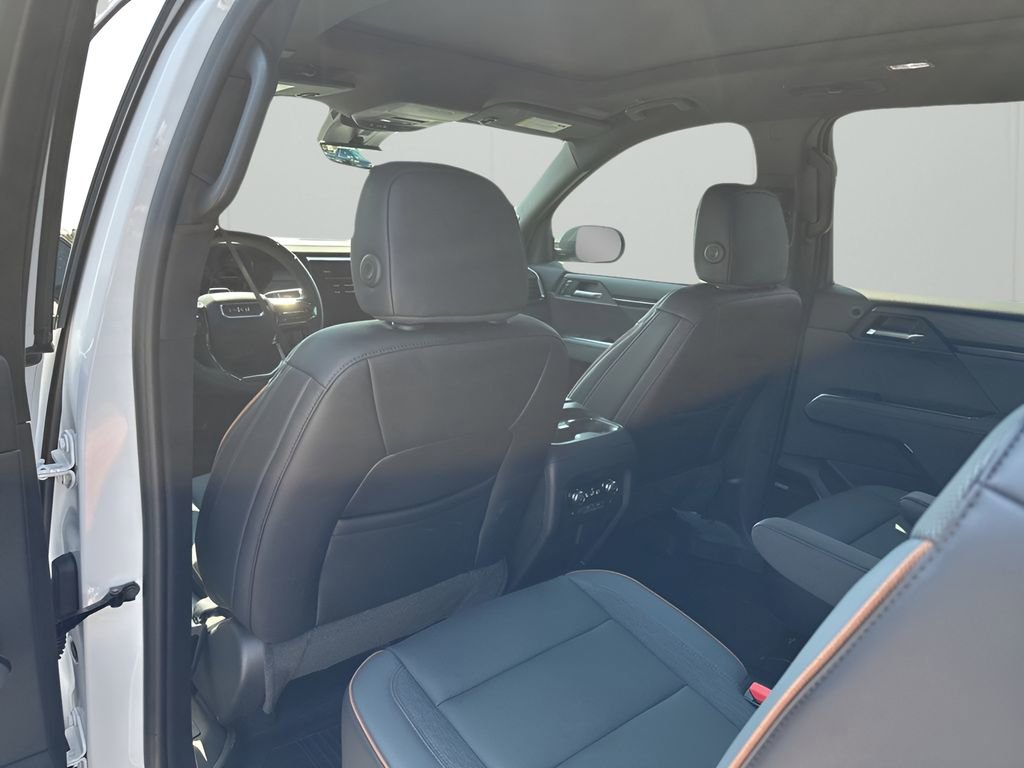 New 2026 GMC Acadia AT4 w/ Super Cruise Package image 16
