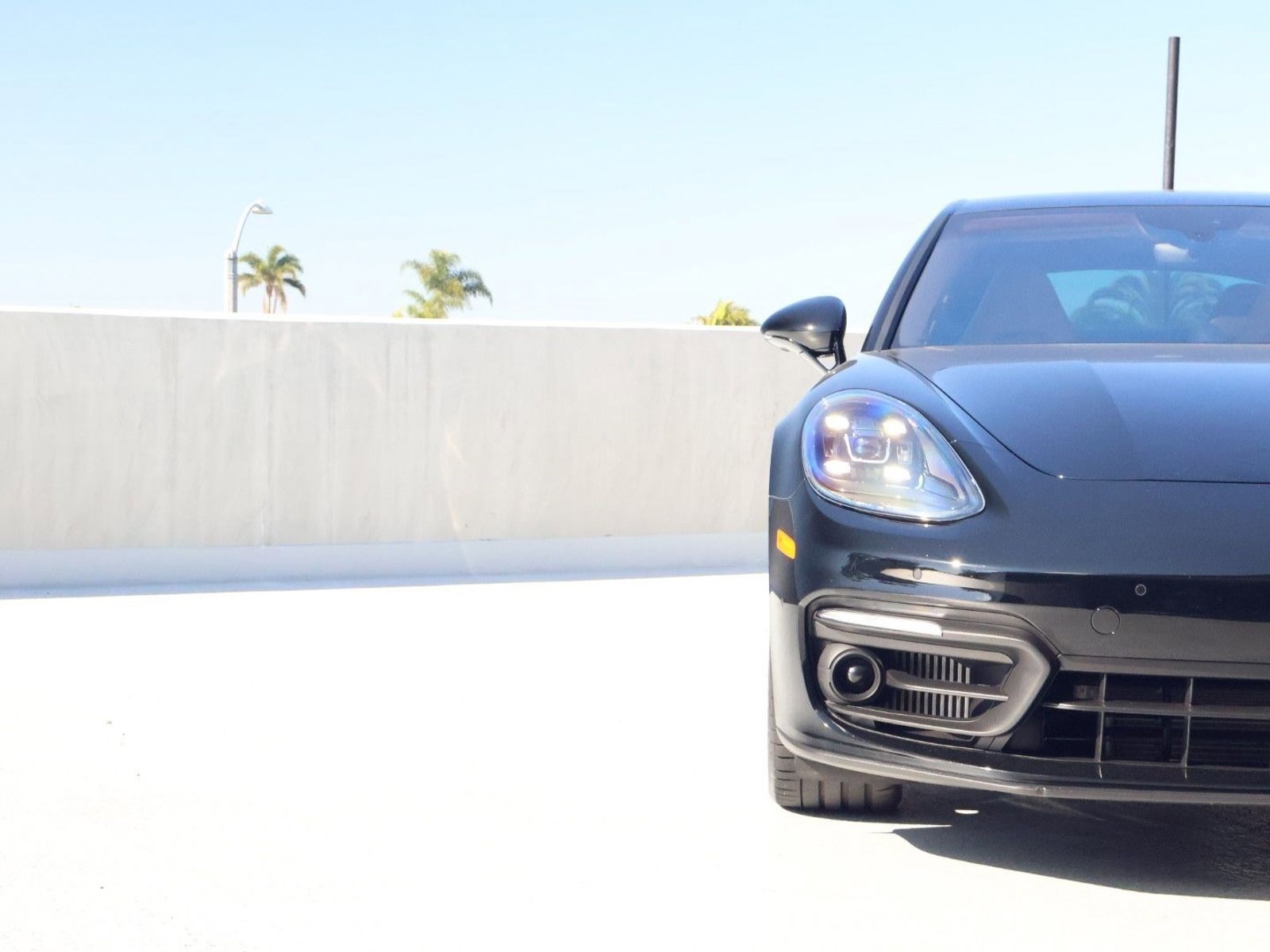 Certified 2023 Porsche Panamera image 12