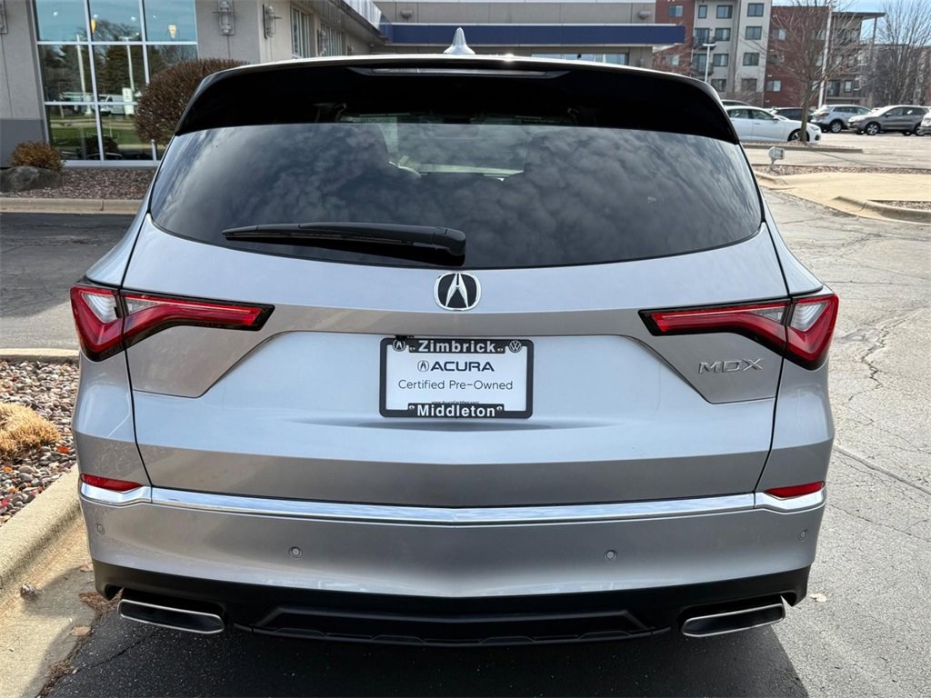Certified 2023 Acura MDX FWD w/ Technology Package image 4