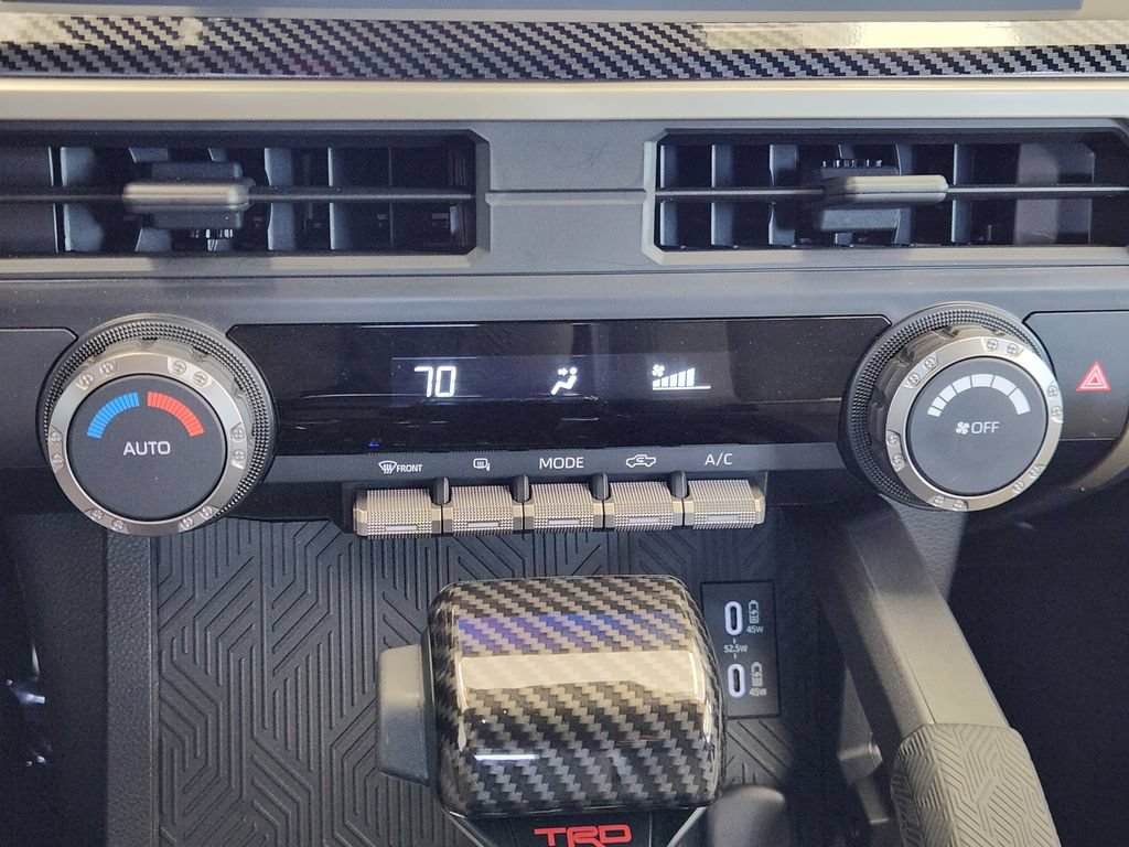 Used 2024 Toyota Tacoma TRD Sport AWD/4WD image 18