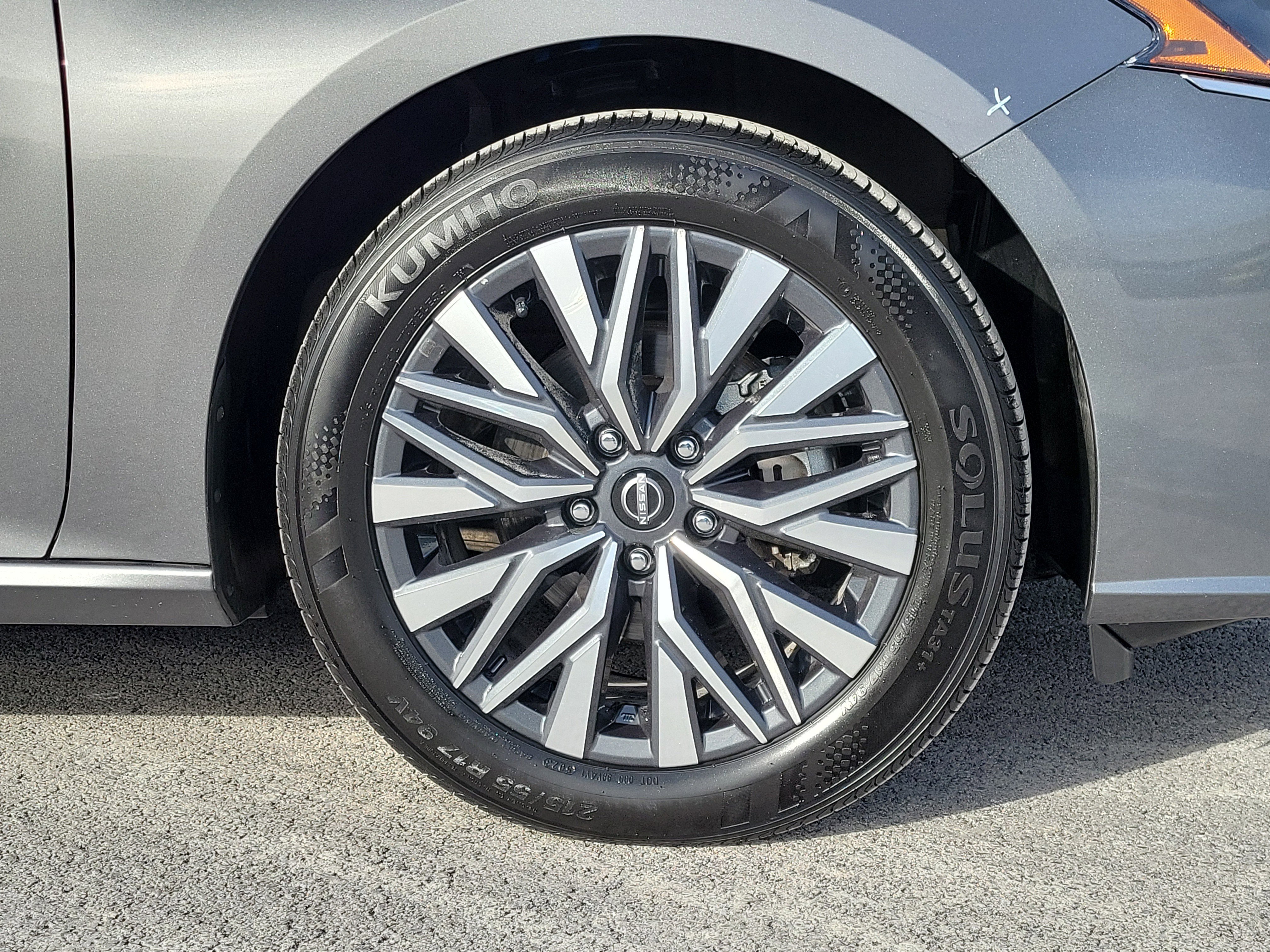 Certified 2024 Nissan Altima 2.5 SV image 5