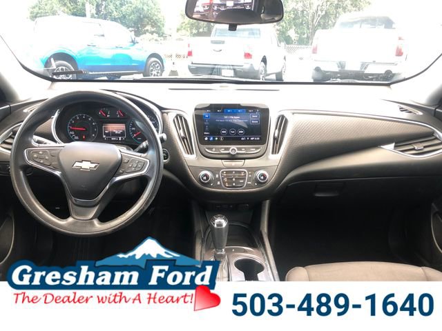 Used 2019 Chevrolet Malibu LT image 12