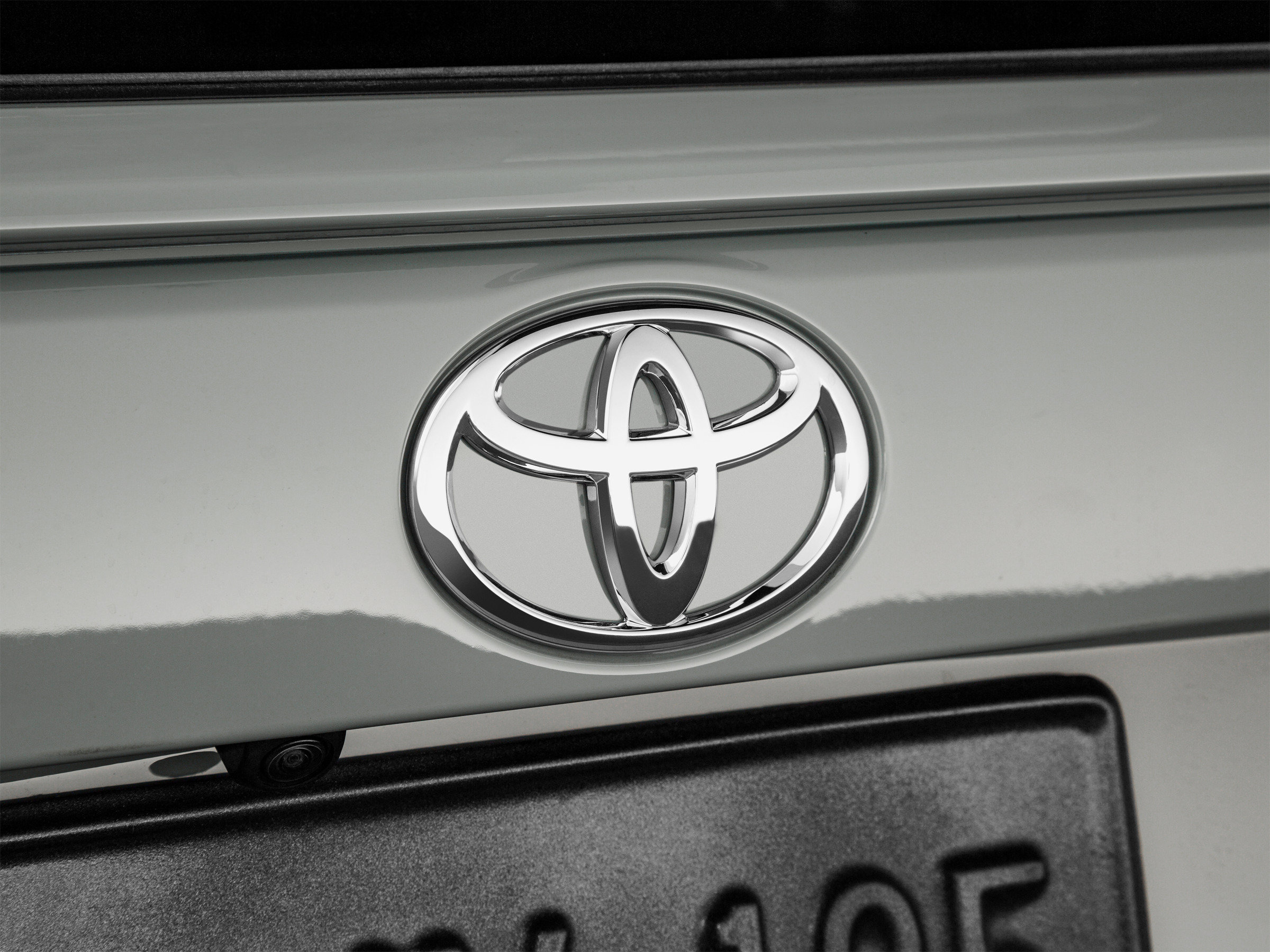Used 2022 Toyota RAV4 XLE Premium FWD image 60