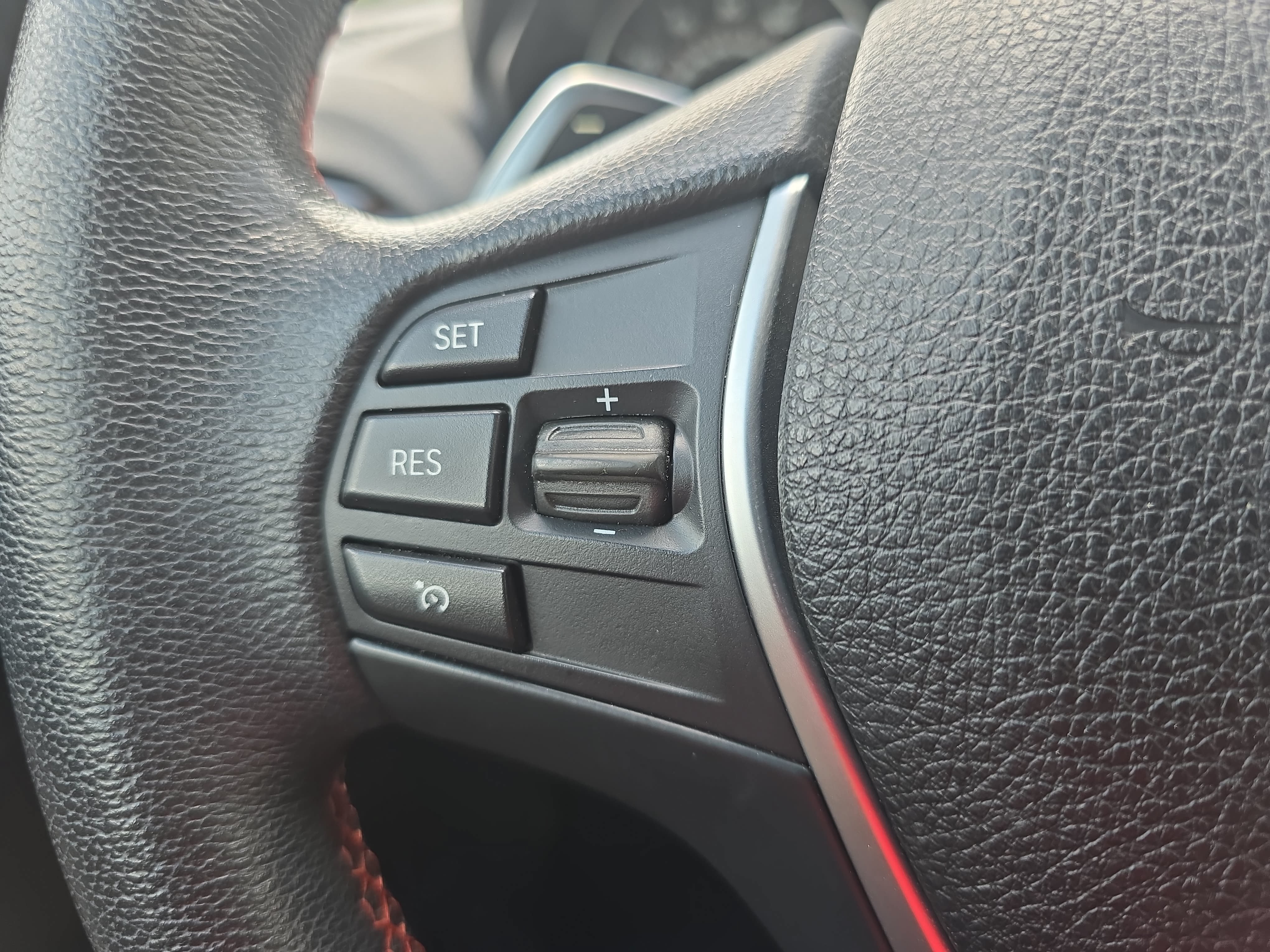 Used 2017 BMW 230i Convertible RWD image 19