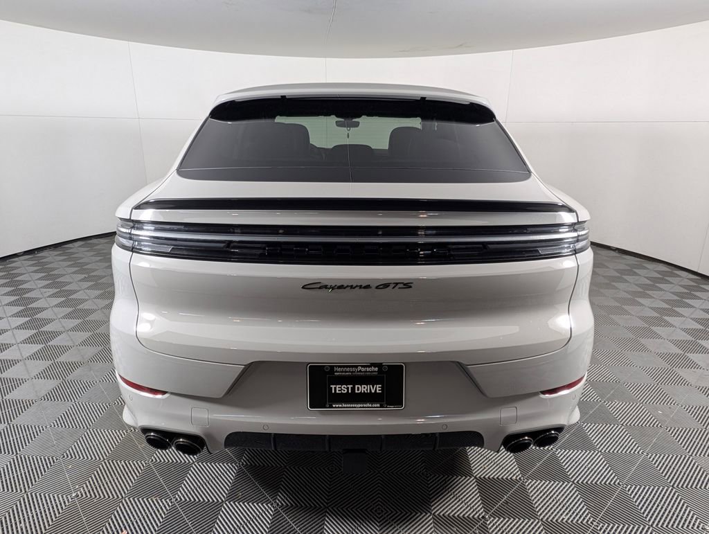 New 2026 Porsche Cayenne GTS image 6