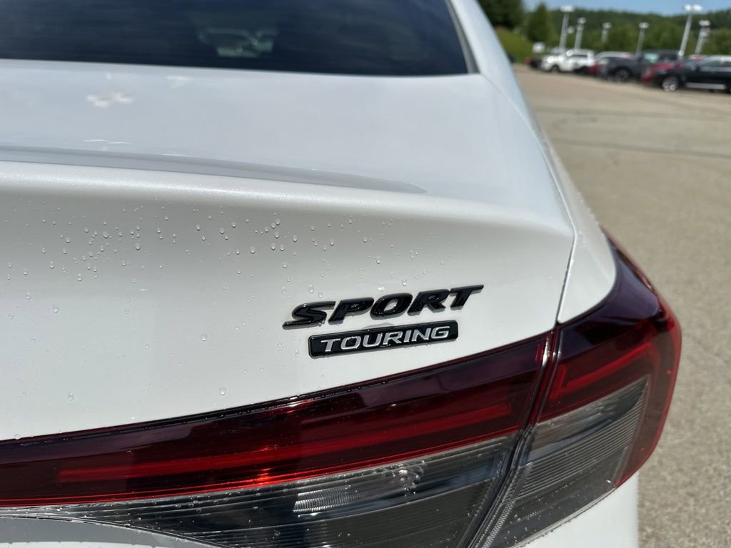 Used 2026 Honda Civic Sport Touring image 5