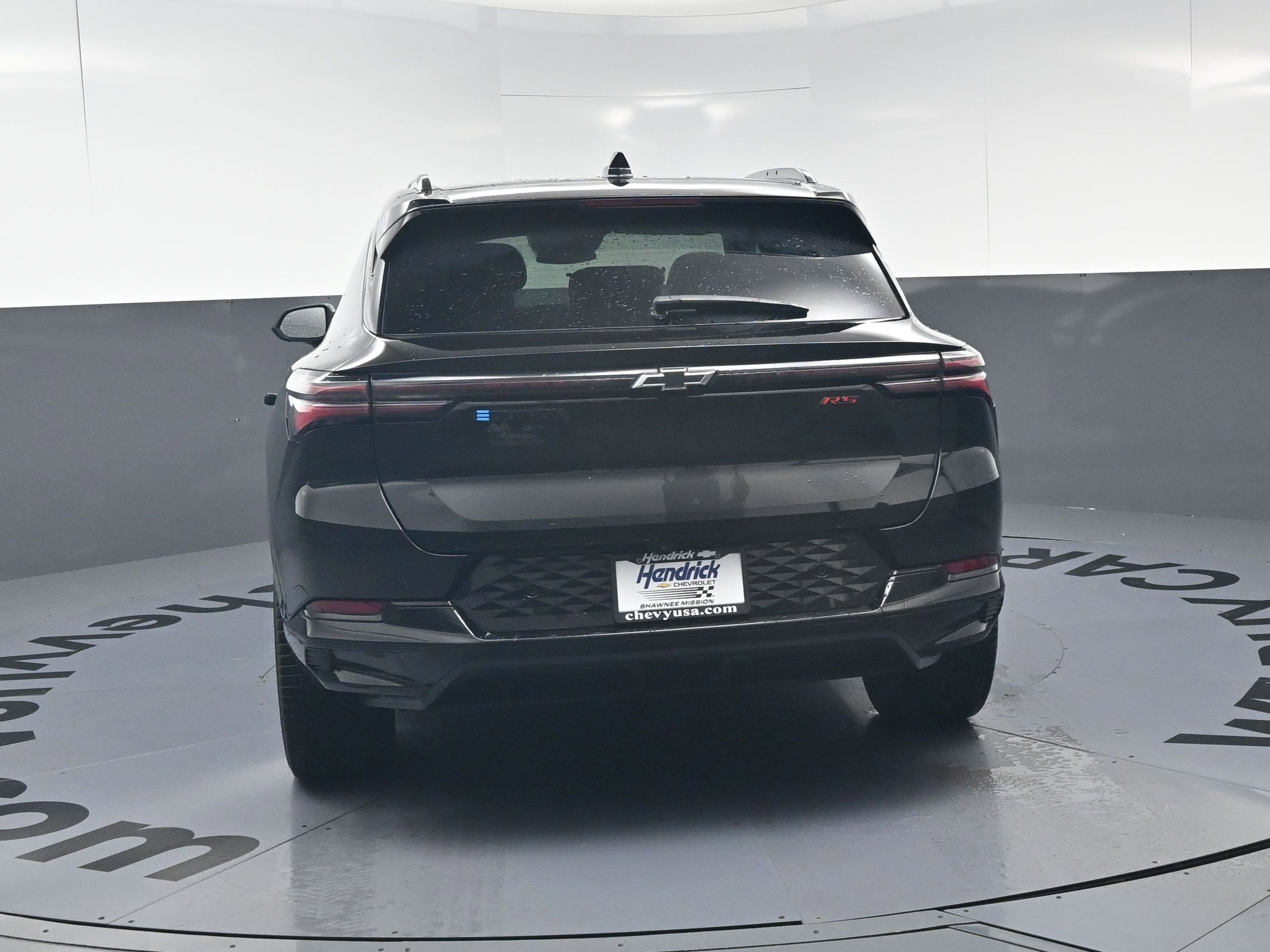 Used 2024 Chevrolet Equinox EV RS FWD image 8