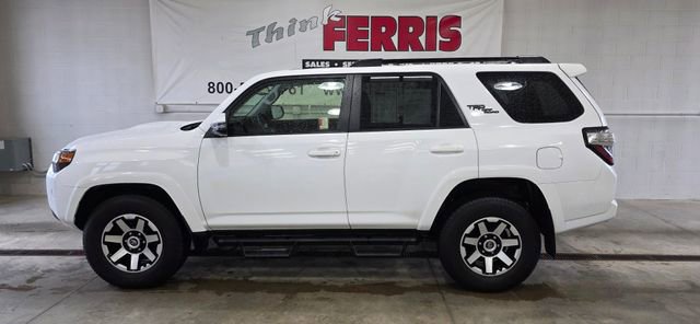 Used 2023 Toyota 4Runner TRD Off-Road Premium image 2