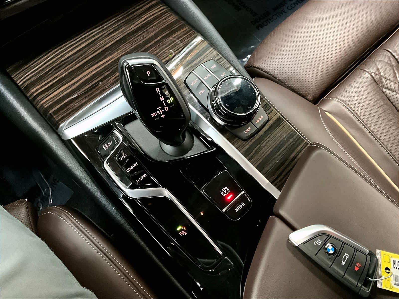 Used 2023 BMW 530i w/ Executive Package RWD image 37