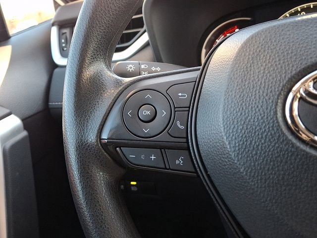 Used 2023 Toyota RAV4 LE image 21